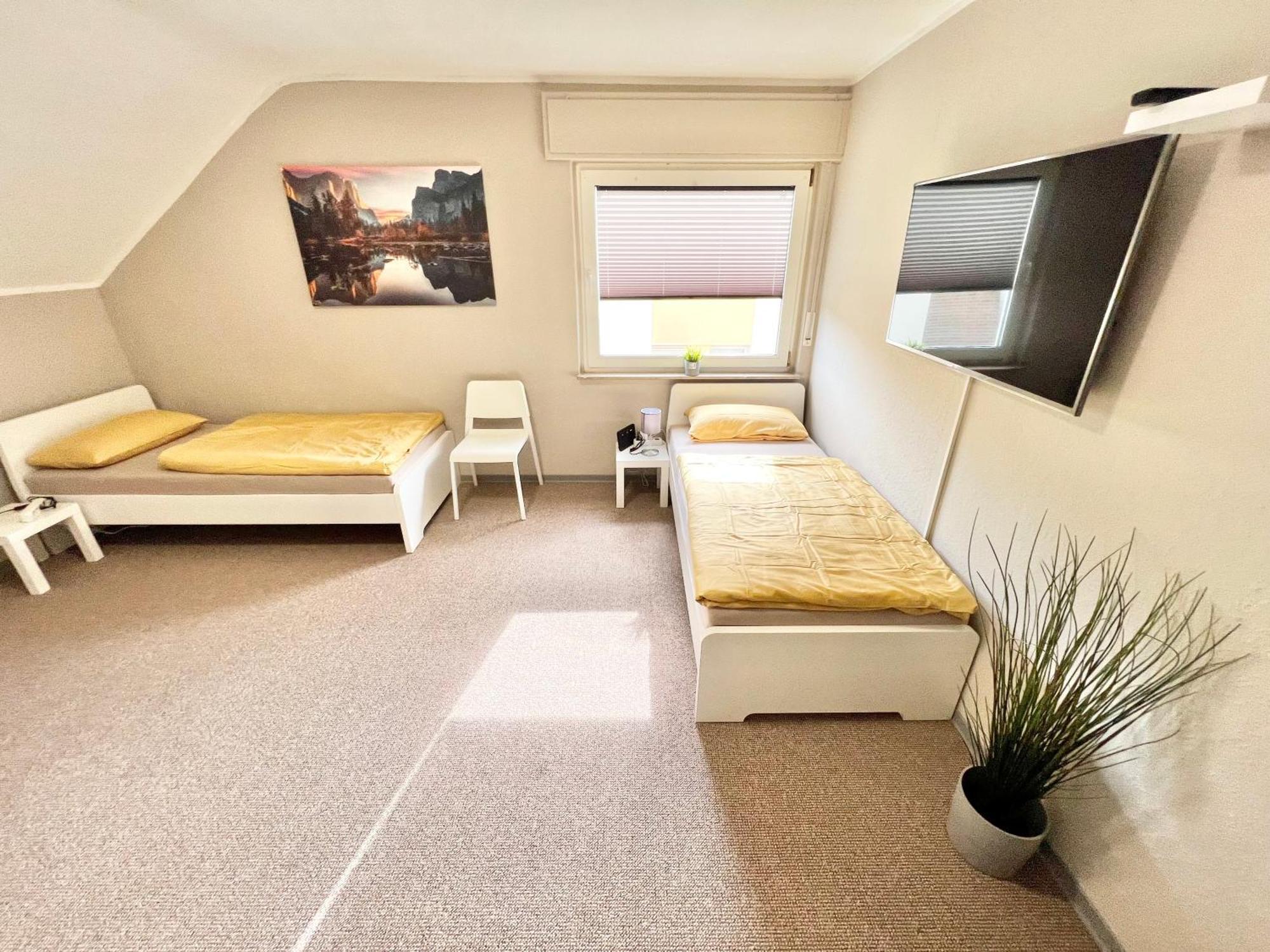 Paderborn - Schoene Wohnung Mit Balkon ภายนอก รูปภาพ