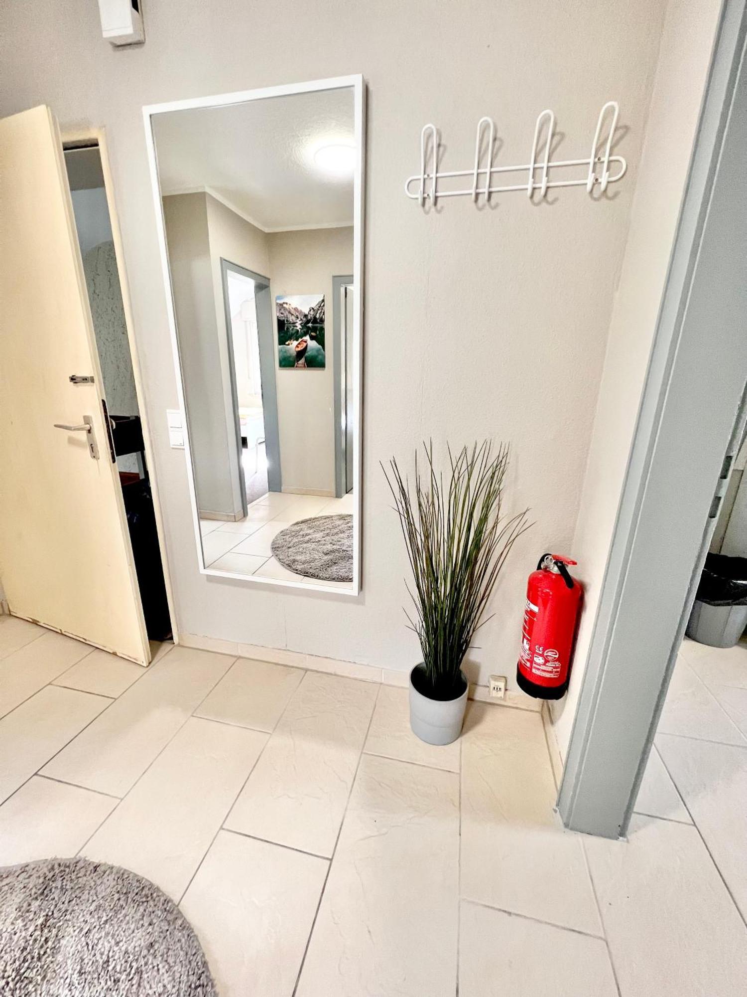Paderborn - Schoene Wohnung Mit Balkon ภายนอก รูปภาพ